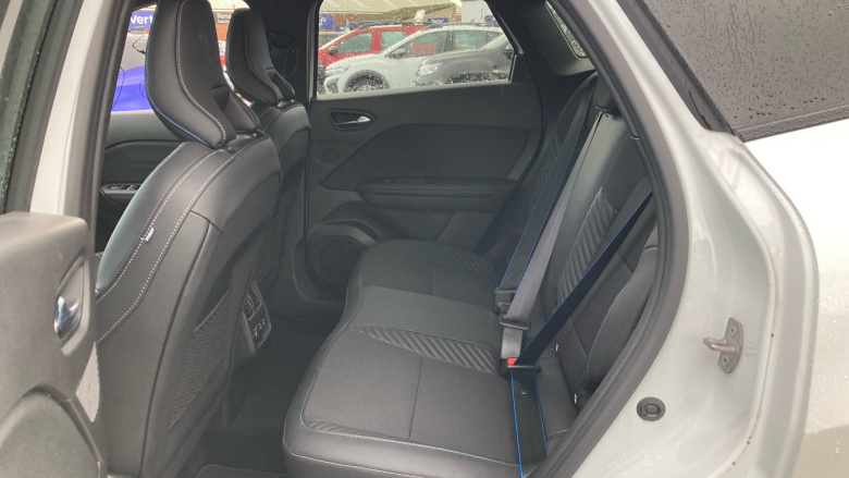 Renault Symbioz 1.6 E-Tech FHEV 145 Techno Esprit Alpine 5dr Auto Hybrid Estate